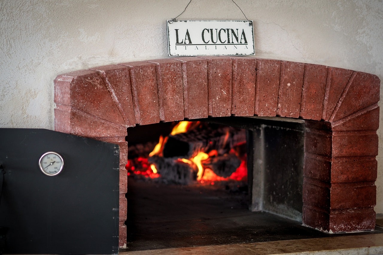 High-Quality Pizza Ovens and Grills Available in Troy, MI Premium Pizza Ovens and Grills in Troy, Michigan